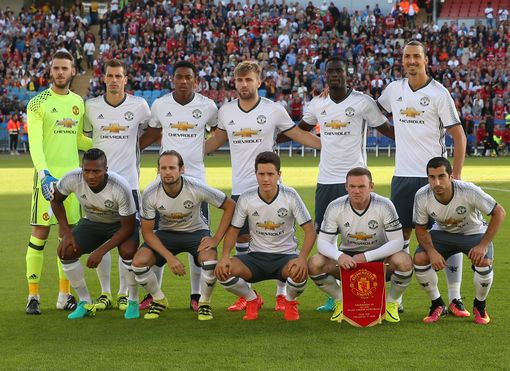 老友重聚名场面：B费＂肘击＂老队友.